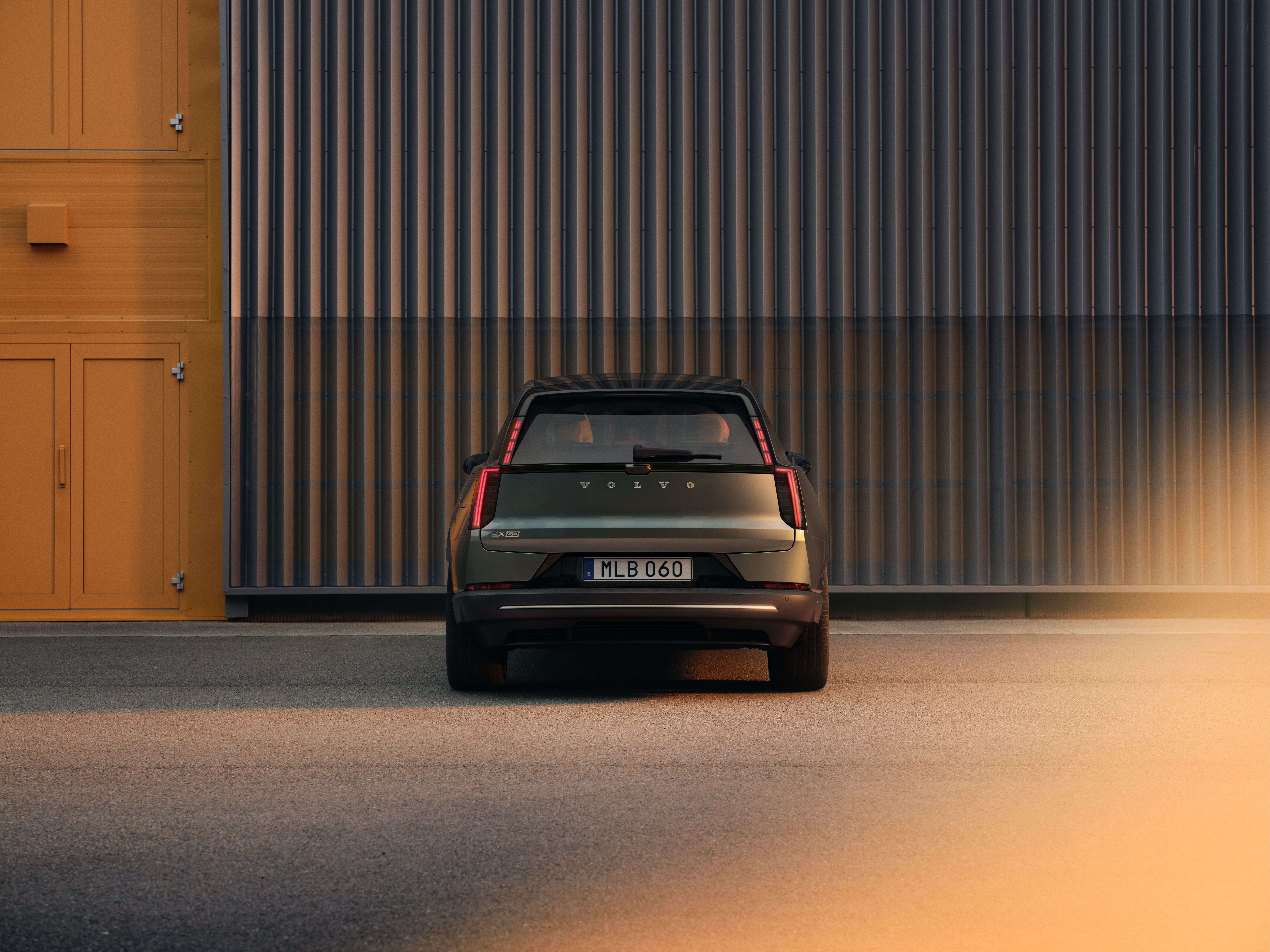 Volvo_EX60