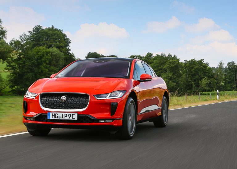 Jaguar I-PACE* ist „Elektrischer Klassiker der Zukunft“