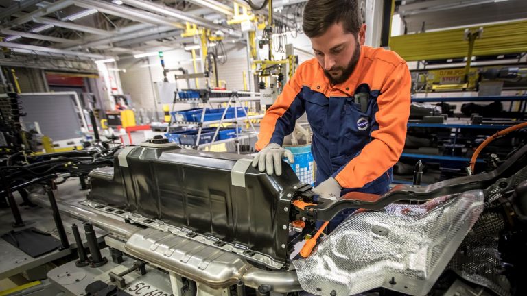 Volvo unterzeichnet Multi-Milliarden-Dollar-Abkommen mit CATL und LG Chem für Batterielieferung