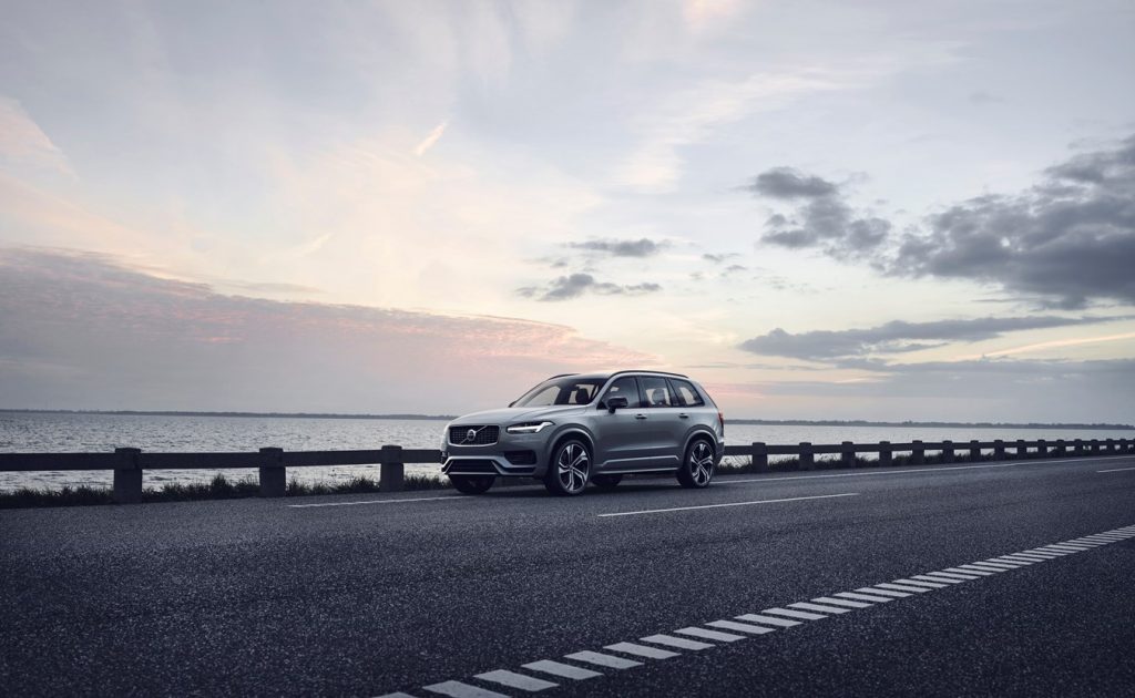 Dritter Sieg in Folge: Volvo XC90 gewinnt „Off Road Award 2019“