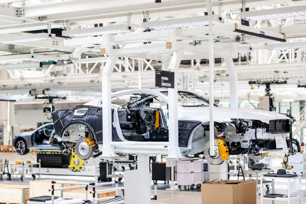 Ein Versprechen wird Realität: Die Polestar 2 Prototypen gehen am Standort Luqiao in Produktion
