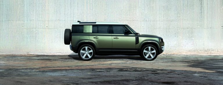 LAND ROVER PRÄSENTIERT DEN NEUEN DEFENDER AUF DER PFERD & JAGD 2019 IN HANNOVER