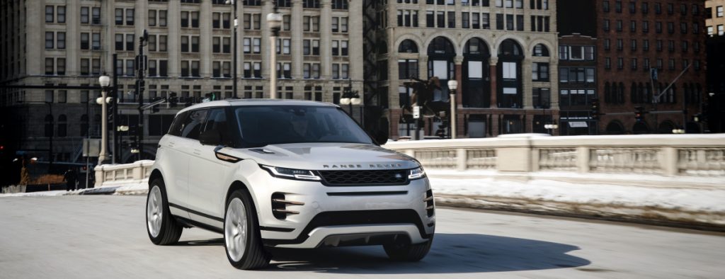 RANGE ROVER EVOQUE BIETET IM MODELLJAHR 2021 DREI NEUE MOTOREN MIT MILD- UND PLUG-IN HYBRID TECHNOLOGIE, EIN NEUES INFOTAINMENTSYSTEM UND NEUE AUSSTATTUNGSVARIANTEN