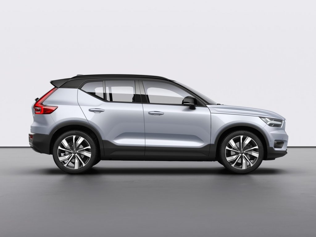 Volvo XC40 Recharge selected as 2021 North American Utility of the Year semi-finalist