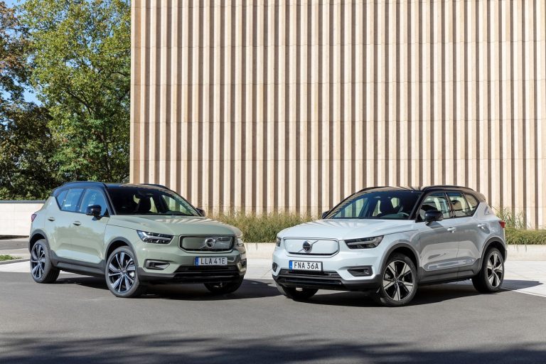 Erster vollelektrischer Volvo XC40 Recharge vom Band gelaufen