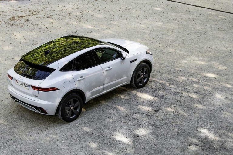 E-PACE: Très français, very British