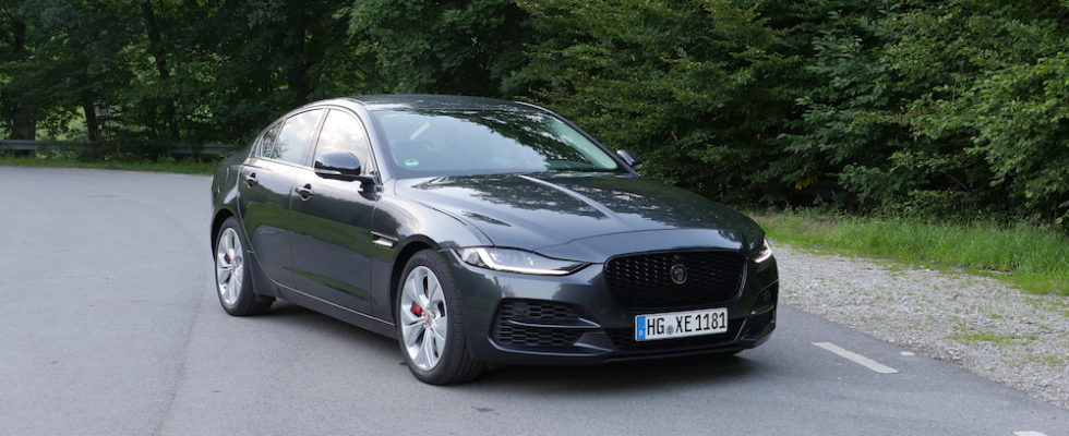 Jaguar XE Facelift Test 2020 Jaguar XE Facelift Test 2020