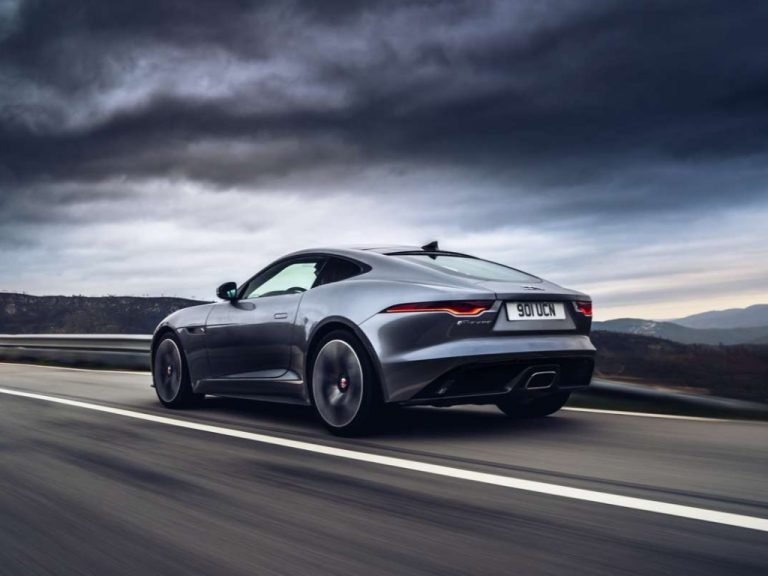 Im Jaguar F-Type gibt’s jetzt Spotify