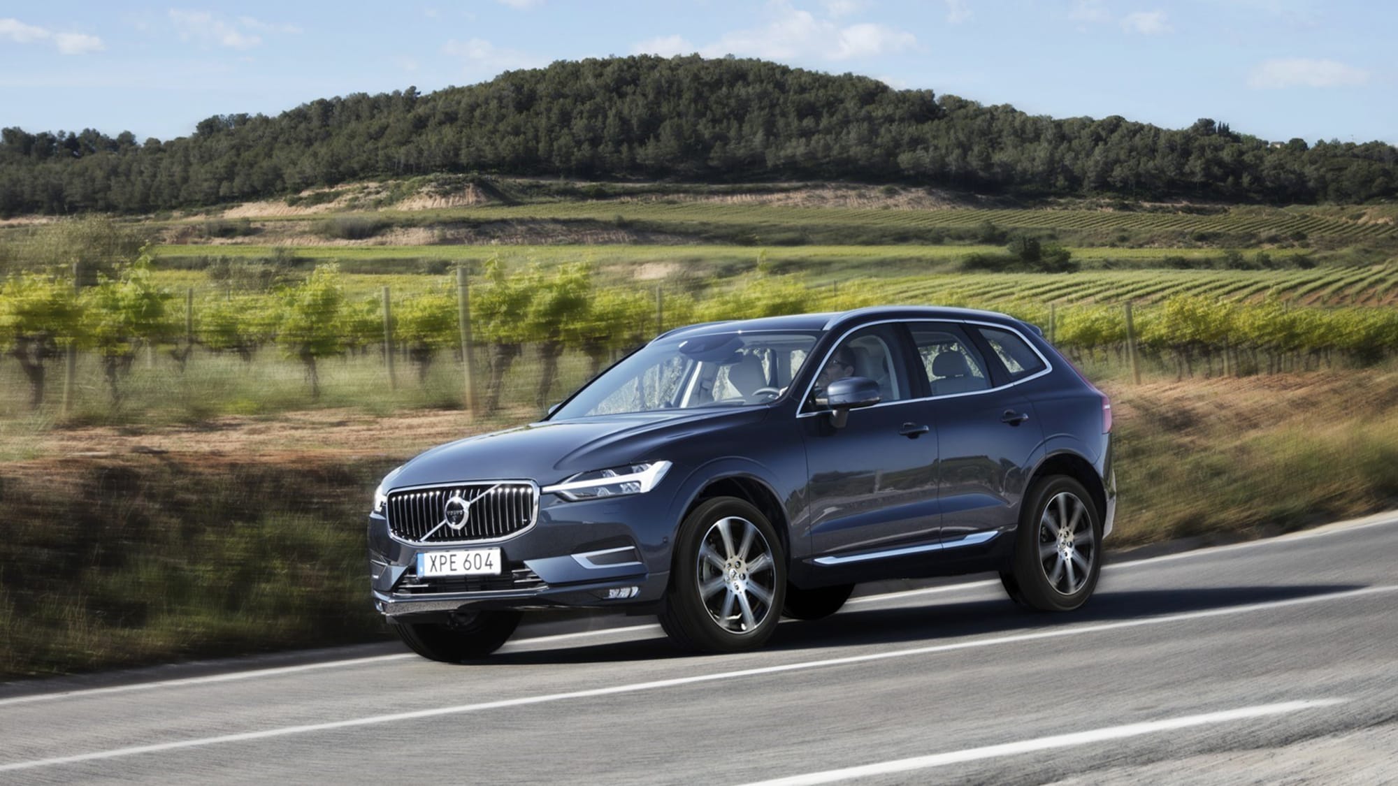 volvo-xc60-fahrend-2009_jrbnng
