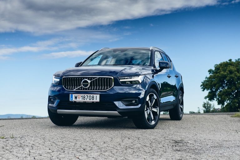 Volvo V60 und XC40 Twin Engine: Zwei Schlauch-und-Stecker-Schweden