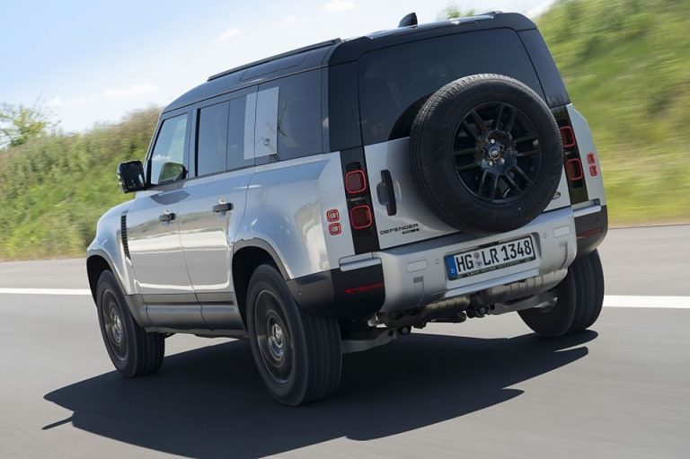 LAND ROVER DEFENDER 110 P400