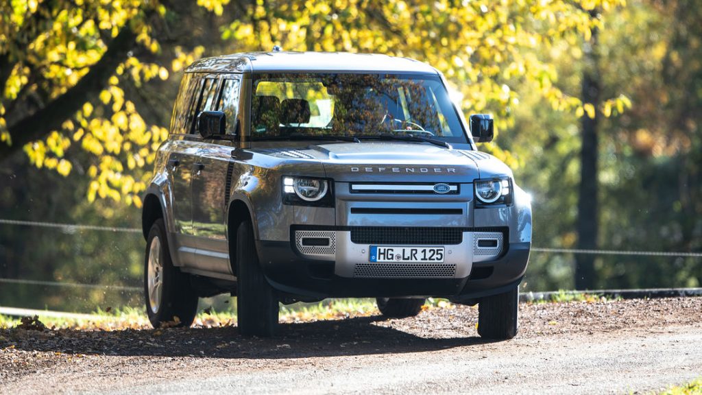 Land Rover Defender 110 D240