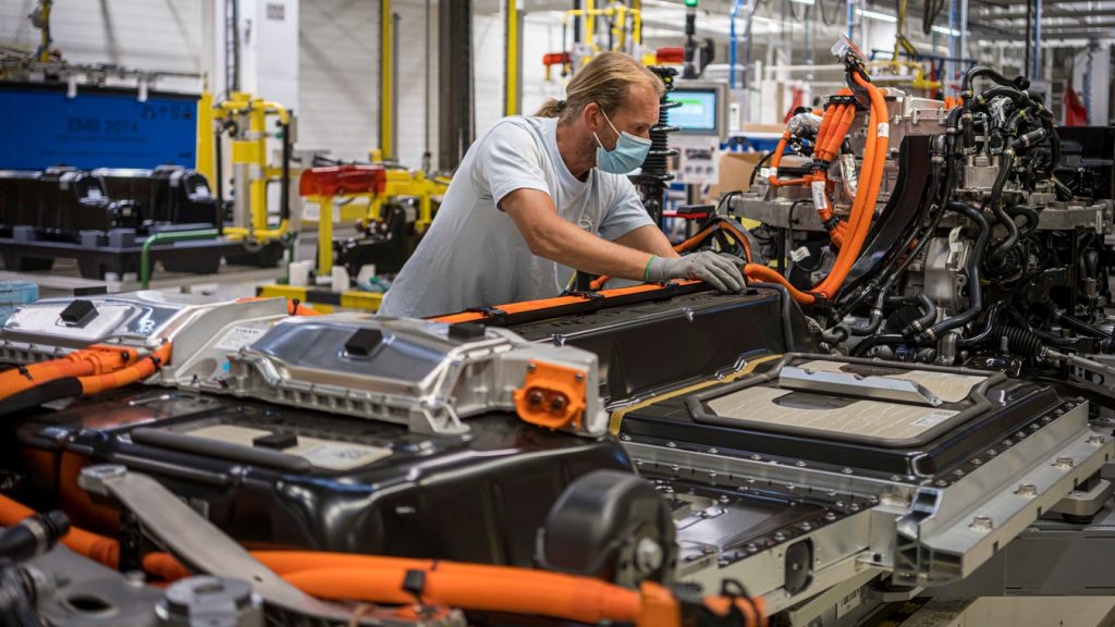 Volvo Cars verdreifacht Produktionskapazität für Elektrofahrzeuge im Werk Gent