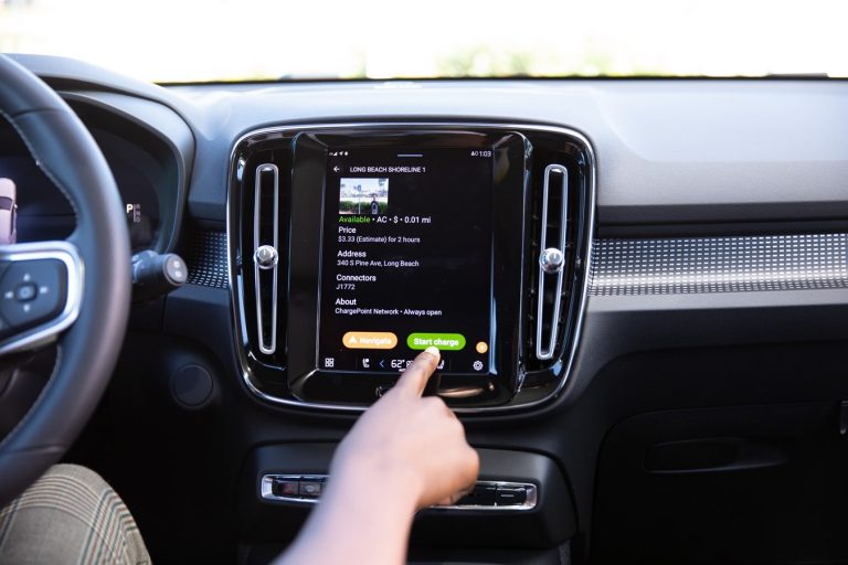 Volvo Cars announces ChargePoint in-car app for its Recharge models with Google Android Auto OS