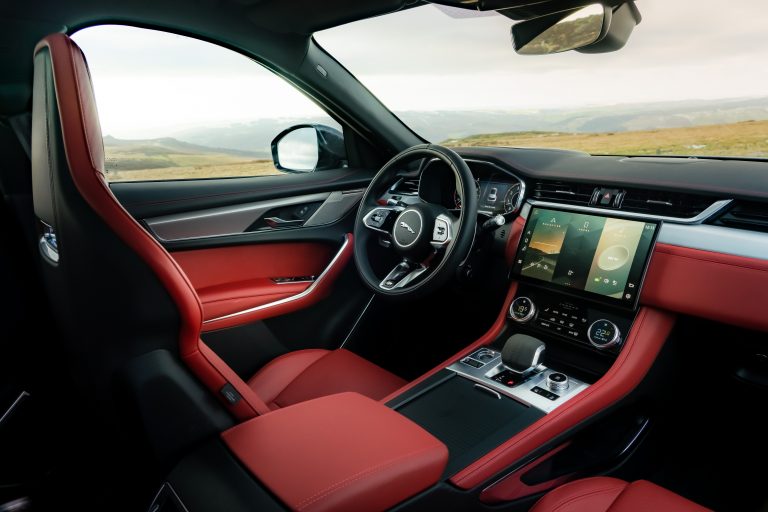 Jaguar F-Pace – effizient und schick
