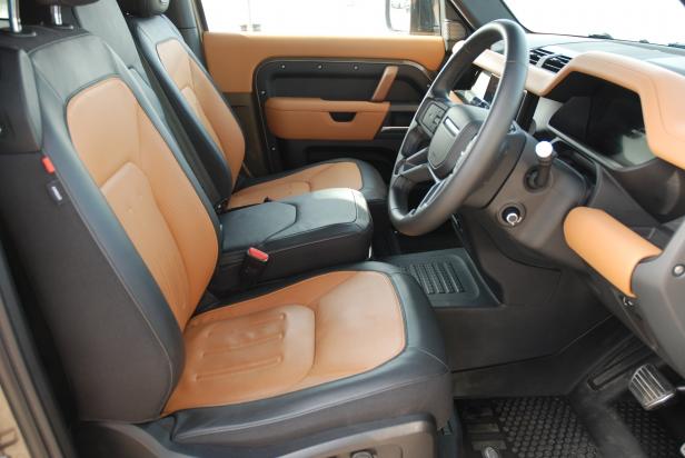 Land Rover Defender 90: So kurz ein Defender eben sein kann Land Rover Defender 90: So kurz ein Defender eben sein kann