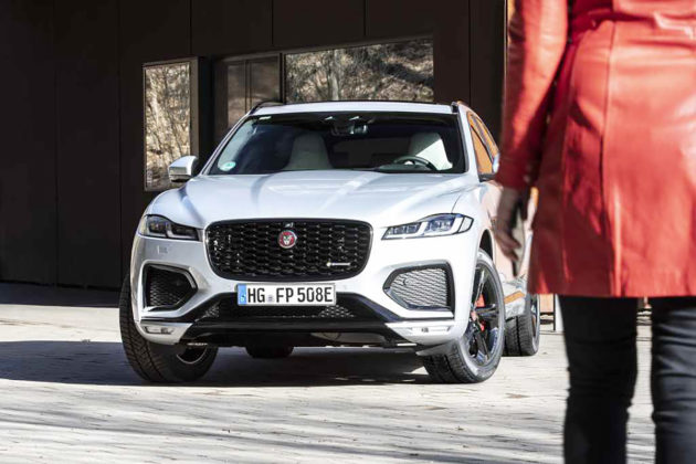 Jaguar F-PACE nun luxuriöser, vernetzter und umfangreich elektrifiziert Jaguar F-PACE nun luxuriöser, vernetzter und umfangreich elektrifiziert
