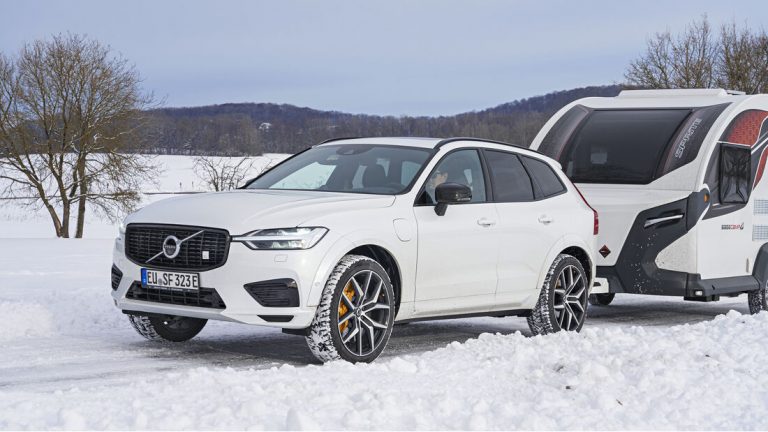 VOLVO XC 60 T8 AWD HYBRID IM ZUGWAGENTEST