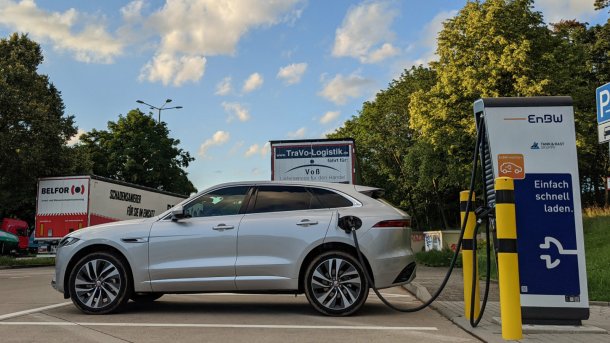 Hungrig: Plug-In-Hybrid Jaguar F-Pace 400e im Test