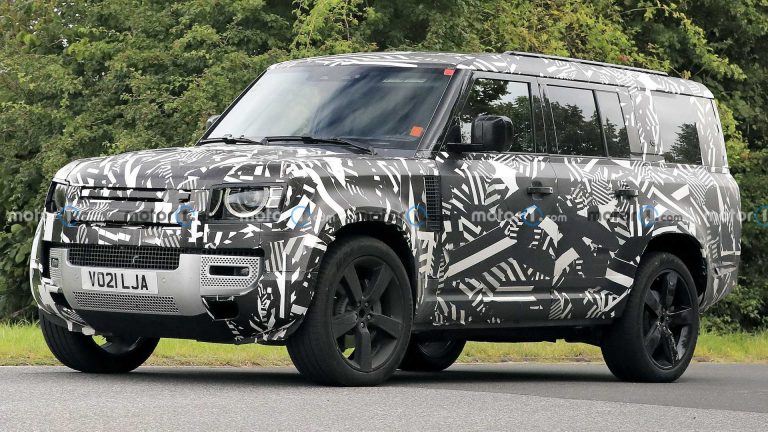 Land Rover Defender 130 erstmalig als Erlkönig erwischt