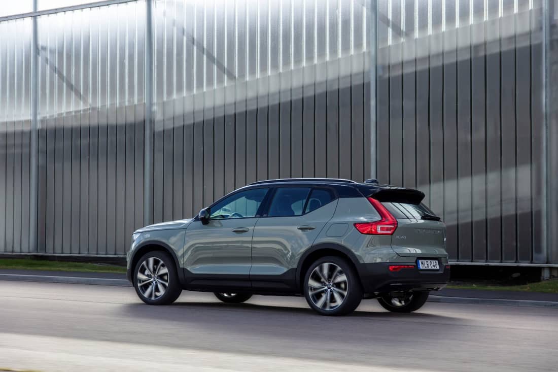 7JHvO9pGzs5fIyUCfNXSvs-4d0e77c398a8f93009e168062d722365-volvo-xc40-recharge-2021-27-2-1100