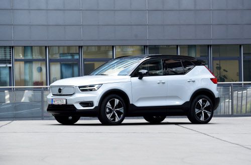 Volvo XC40 Recharge: Weit kommt man nicht, das aber schnell Volvo XC40 Recharge: Weit kommt man nicht, das aber schnell