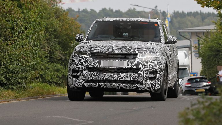 ERLKÖNIG RANGE ROVER SPORT SVR (2022)
