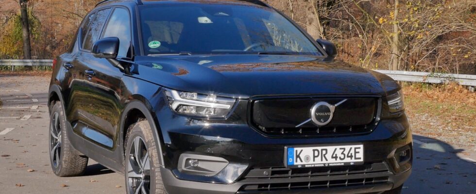 VolvoXC40_EV_TwinAWD_16-980x400