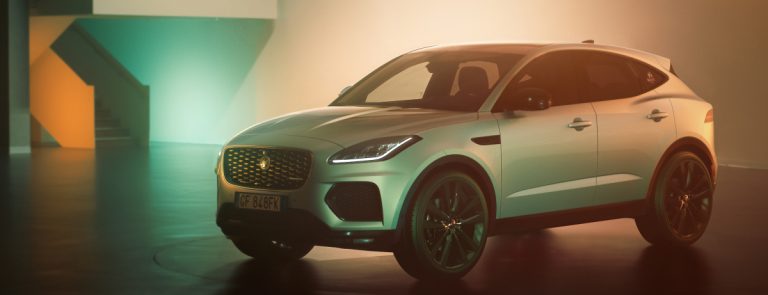 JAGUAR UND BARACUTA ERFORSCHEN IM RAHMEN EINER NEUEN PARTNERSCHAFT DIE DESIGNKLASSIKER VON MORGEN