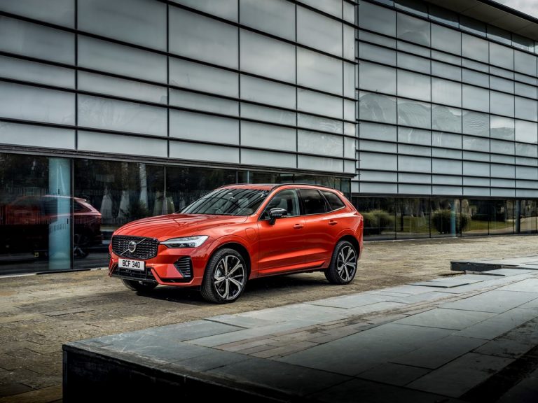 Volvo SUVs maintain their winning performance with Company Car Today CCT100 Awards for the XC40 and XC60