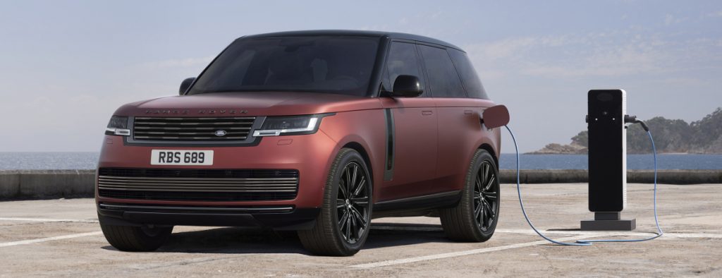 NEW RANGE ROVER: ORDERS OPEN FOR FLAGSHIP SV MODEL
