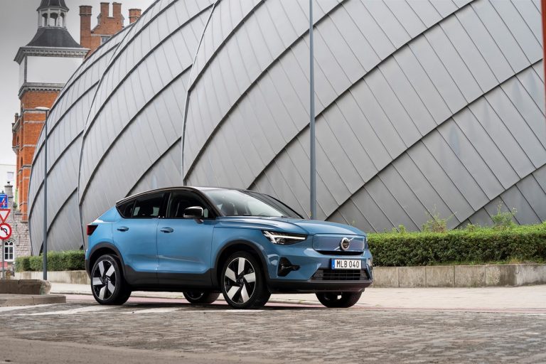 Volvo C40 Recharge Earns 2022 IIHS Top Safety Pick Plus Honors