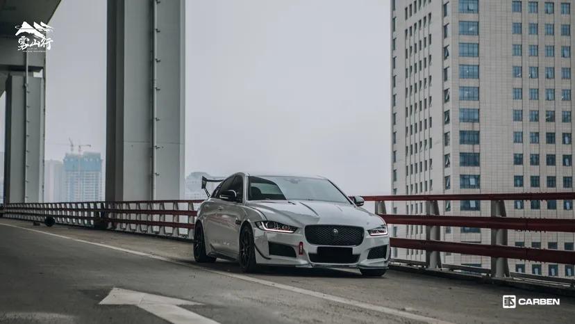 Jaguar-XE-2.0T-R-Sport-Carbon-Bodykit-3