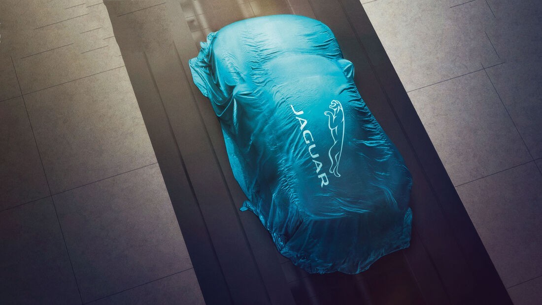 Jaguar-Reimagine-169Gallery-a538a6d0-1766133