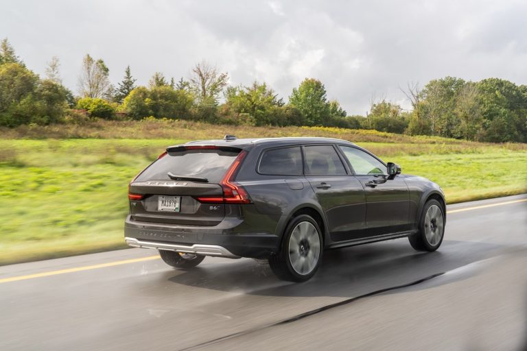 Volvo Cars Awarded the Most 2022 IIHS TOP SAFETY PICK+ Awards of Any Manufacturer