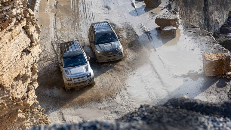FORD EXPLORER & LAND ROVER DEFENDER IM TEST