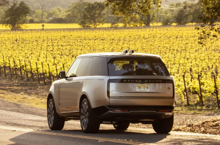 ERSTER TEST: RANGE ROVER (2022)