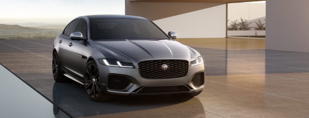 JAGUAR XE UND XF: