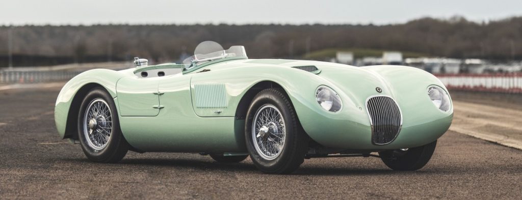 ERSTES JAGUAR C-TYPE CONTINUATION-MODELL BEREIT ZUR AUSLIEFERUNG AN SEINE KUNDEN