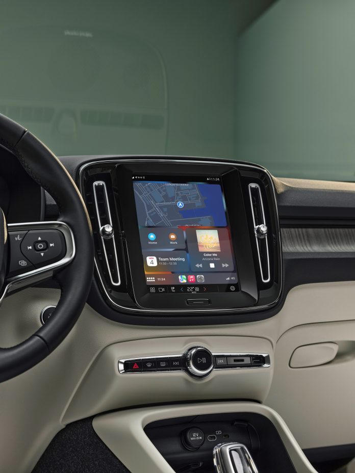 Apple CarPlay