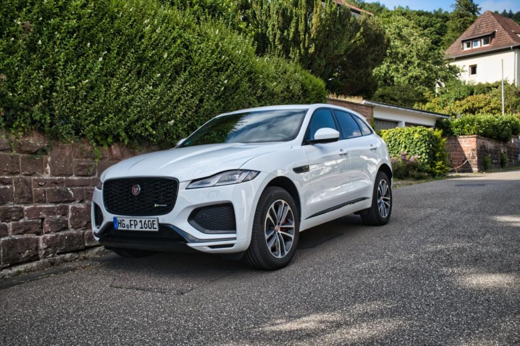 Jaguar F-PACE Plug-in-Hybrid P400e