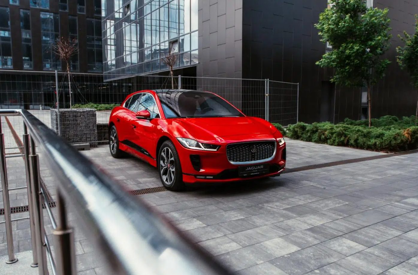 Jaguar: Drei E-SUV-Crossover auf Panthera-Basis ab 2025