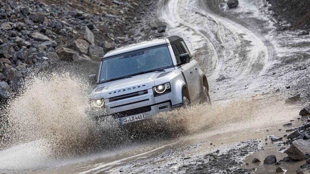 Jetzt kommt der elektrische Landrover Defender
