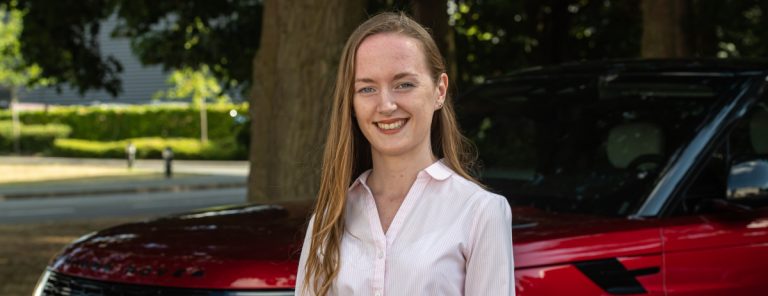 JAGUAR LAND ROVER STELLT DAS FUTURE SKILLS PROGRAMM VOR, DAS 29.000 MENSCHEN FÜR EINE MODERNE, VOLLELEKTRISCHE ZUKUNFT AUSBILDEN SOLL