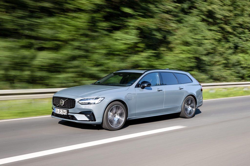 Firmenwagen-Award 2022: Volvo S90 und Volvo V90 sind die beliebtesten Dienstwagen des Jahres