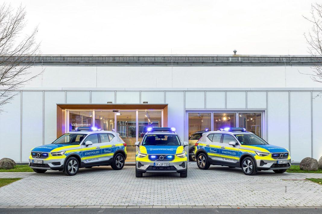 Im Volvo XC40 Recharge auf Streife: Drei elektrifizierte Kompakt-SUV für die Stadtpolizei Dietzenbach Im Volvo XC40 Recharge auf Streife: Drei elektrifizierte Kompakt-SUV für die Stadtpolizei Dietzenbach