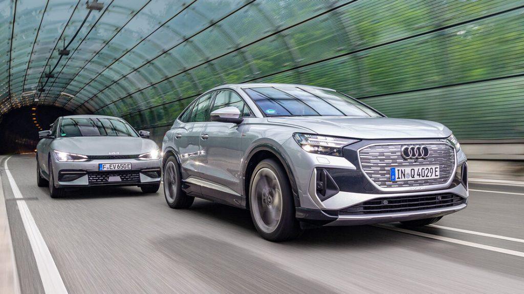AUDI Q4 SPORTBACK E-TRON UND KIA EV6 AWD IM TEST