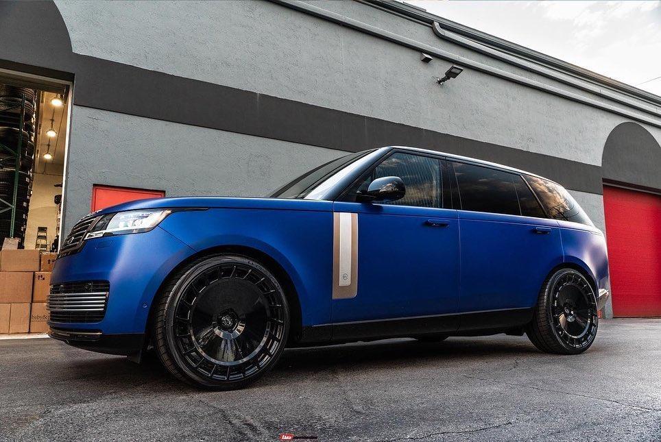 Satinblauer Range Rover auf 24 Zoll Wheels! Satinblauer Range Rover auf 24 Zoll Wheels!