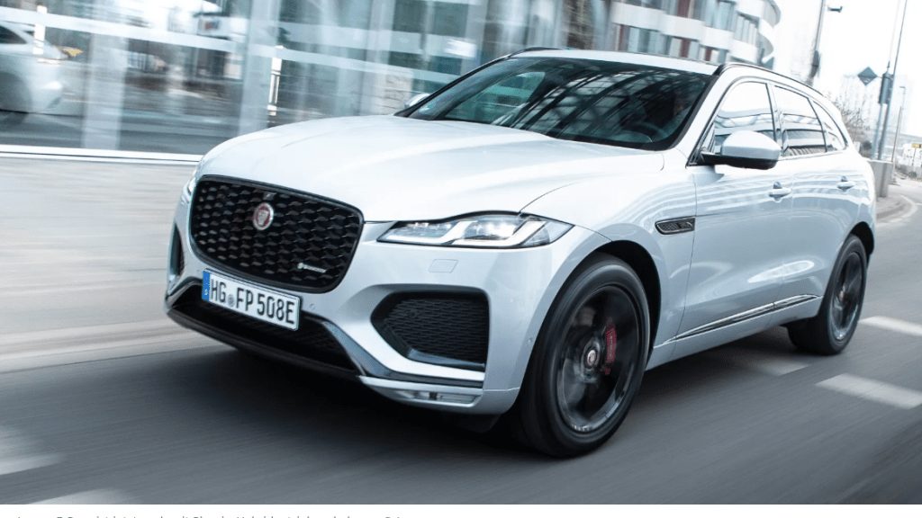Testfahrt im Jaguar F-Pace: Stärker dank Elektrokraft
