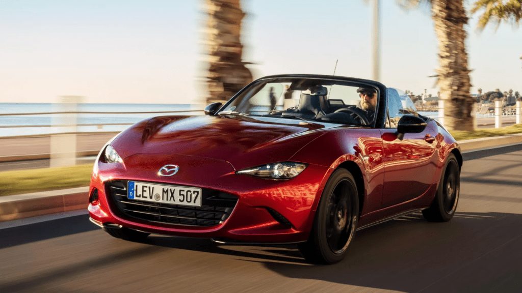 Mazda MX-5 Roadster: Wenig Platz, viel Fahrspaß